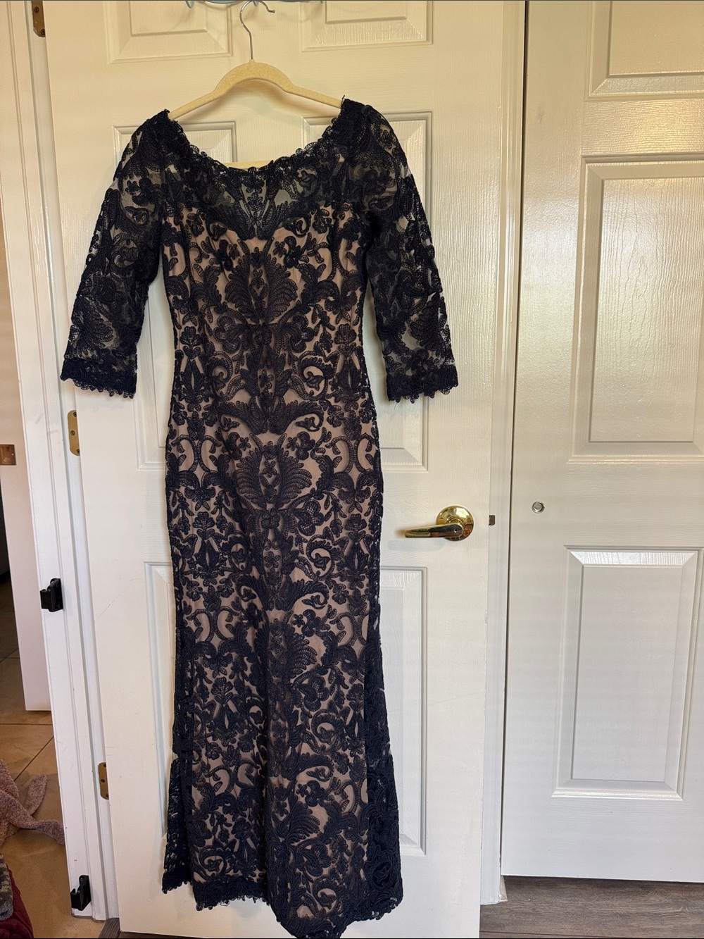 Tadashi Shoji Black Lace Maxi Dress with Nude Lining